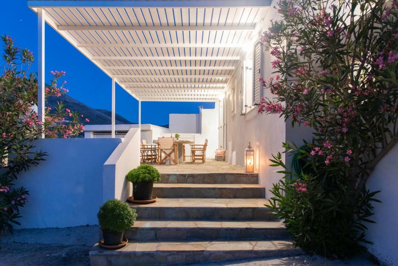 Villa Tonia Parasporos Luaran gambar