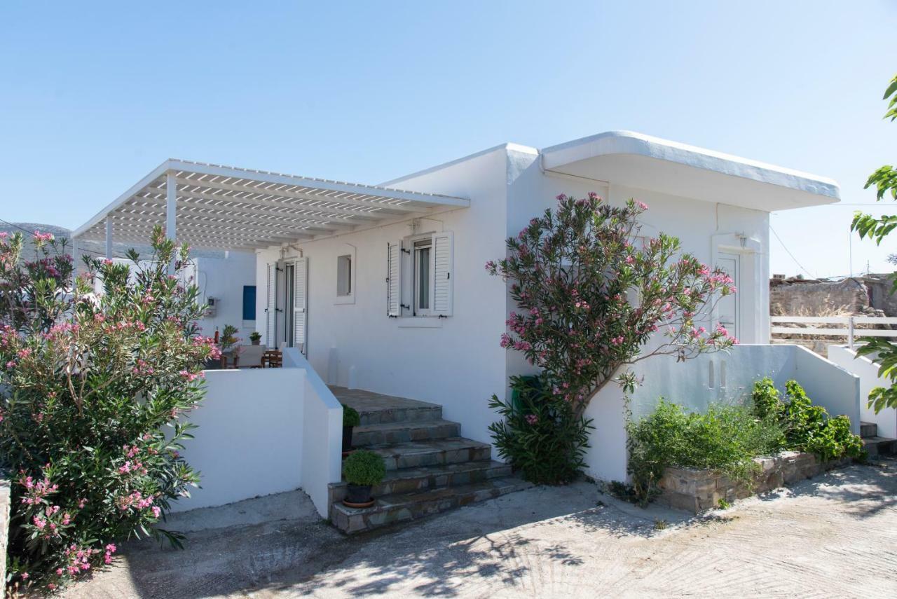 Villa Tonia Parasporos Luaran gambar