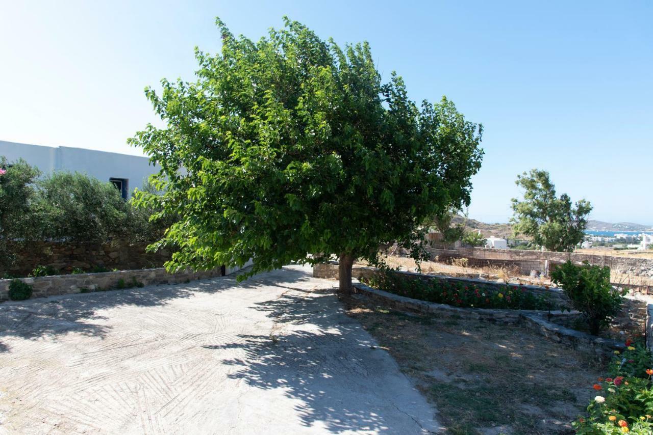 Villa Tonia Parasporos Luaran gambar