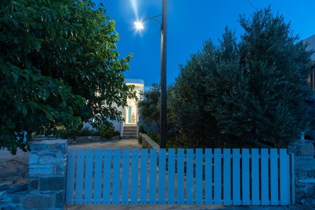 Villa Tonia Parasporos Luaran gambar
